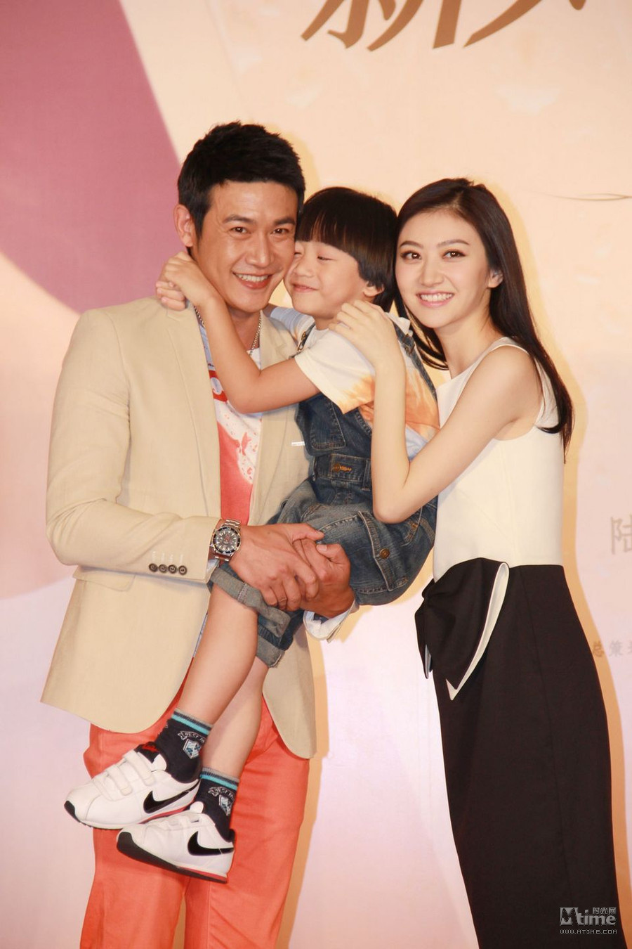 陆毅景甜初为父母