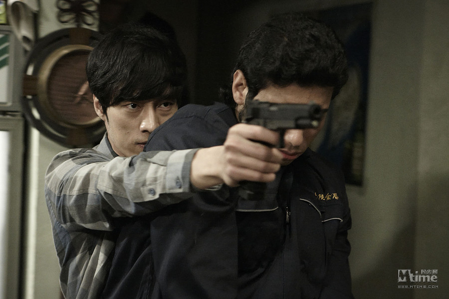 苏志燮新片《公司职员》曝角色海报&海量剧照