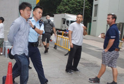 香港明星收入榜_工作收入证明范本_香港警察收入(3)