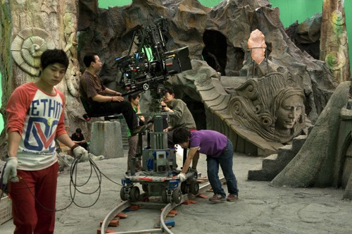 《人鱼帝国 Empires of the Deep》首曝正式预告海报+伪预告片