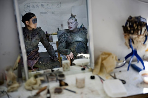 《人鱼帝国 Empires of the Deep》首曝正式预告海报+伪预告片