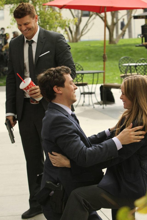 【贴图】骨头803花絮照3张~