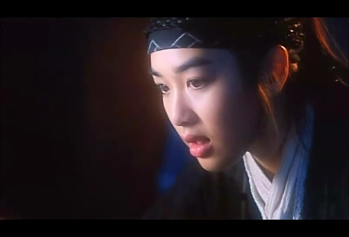 《<em>白发魔女</em>传2》:红颜白发不再 怪力乱神过头