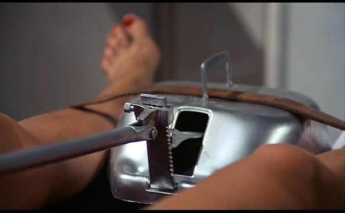 <em>纳粹女魔头</em>4部曲后宫总管:人间地狱 非人血虐