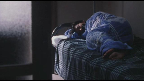 禁室培欲之爱的四十日:父女相称 夫妻相处 源于绑架 甘于被囚 一个孤独女孩和一个孤独男子的非正常情缘 日式变态犯罪 电影及电影人及电影发烧友的联盟公社 电影