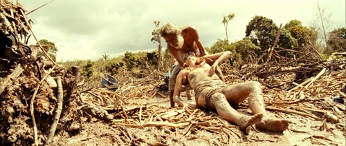 《海啸奇迹》:年度催泪大作