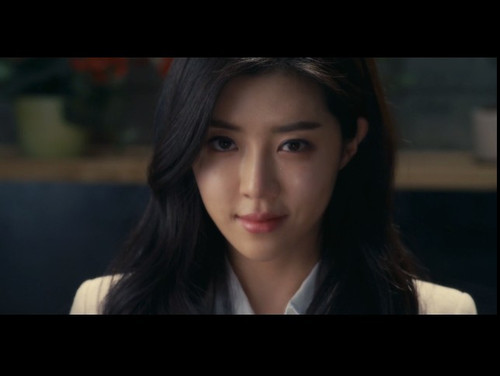 《笔仙2》:冤魂索命