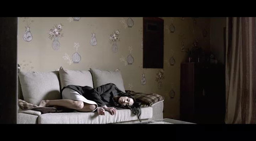 山鹰之歌(避孕套飞了)：神父暗恋少女反被迷恋少女的少年奸杀安慰少女母亲 