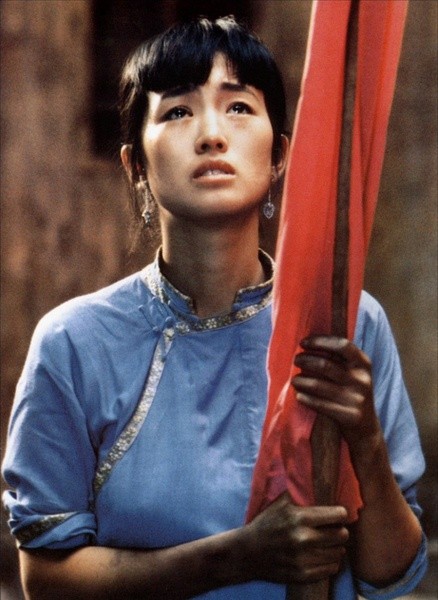 【华语导演】电影解说词--光影人生张艺谋 –