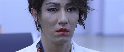 他的内心住着一个女人,评 车胜元电影 《高跟鞋