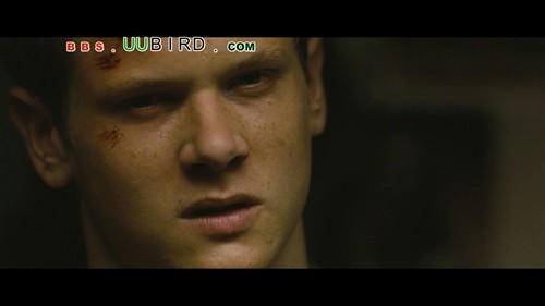 《伊甸湖》这里唯一流通的货币名称是“暴力”。