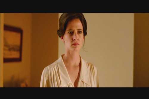 难料的结局 - 《暴风雪中的白鸟》影评- Mtime