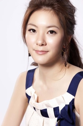 杨雅筑 Yazhu Yang