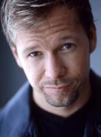 唐尼·沃尔伯格 Donnie Wahlberg