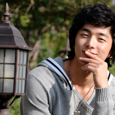 李贤真 Hyun-jin Lee