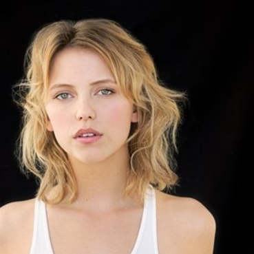 莱利·沃克 Riley Voelkel