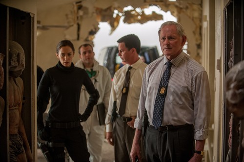 《边境杀手》墨西哥风云 电影不夜城 电影