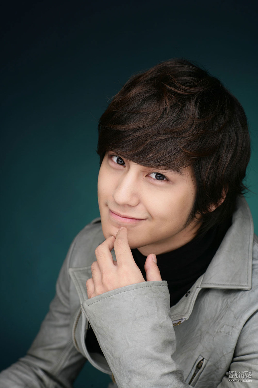 金范图片花样男子金范文根英金范恋情组图