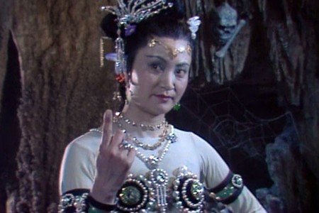 "三打白骨精"是《西游记》中让人印象深刻的故事,描写悟空保护唐僧