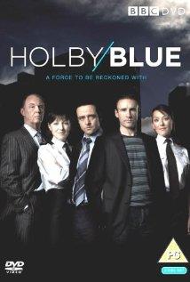 Holby Blue海报