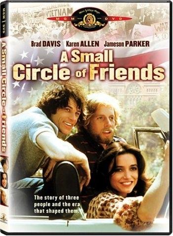 A Small Circle of Friends海报