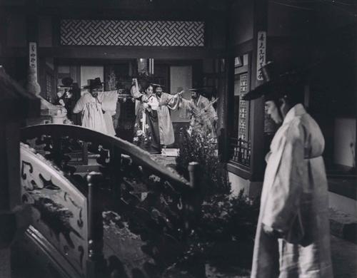 黄真伊的初恋海报