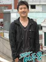 逃兵李斗龙海报