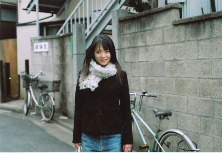 再见，由美香海报