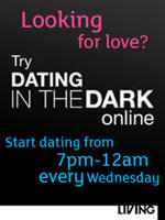 Dating in the Dark海报