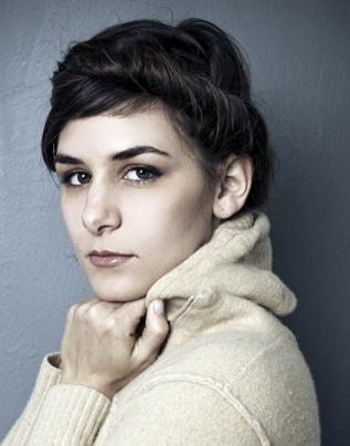 吉莉安·梅尔,jillian mayer - 时光网mtime