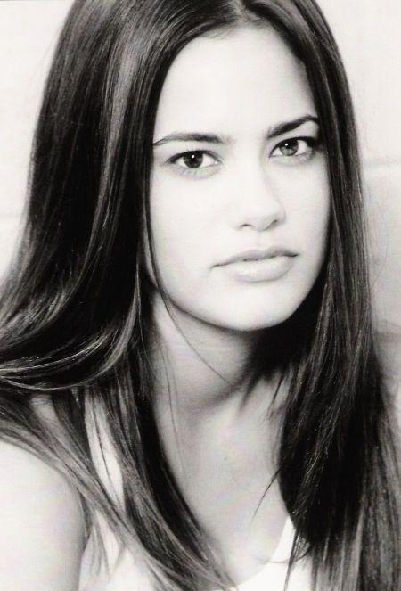 dea agent #1jacqueline weldonbartenderbrian jayreporterlisa