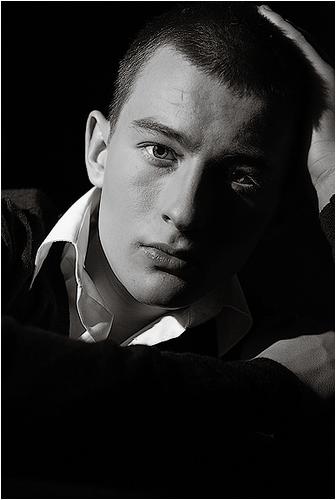 艾略特·提特恩索,elliott tittensor - 时光网mtime