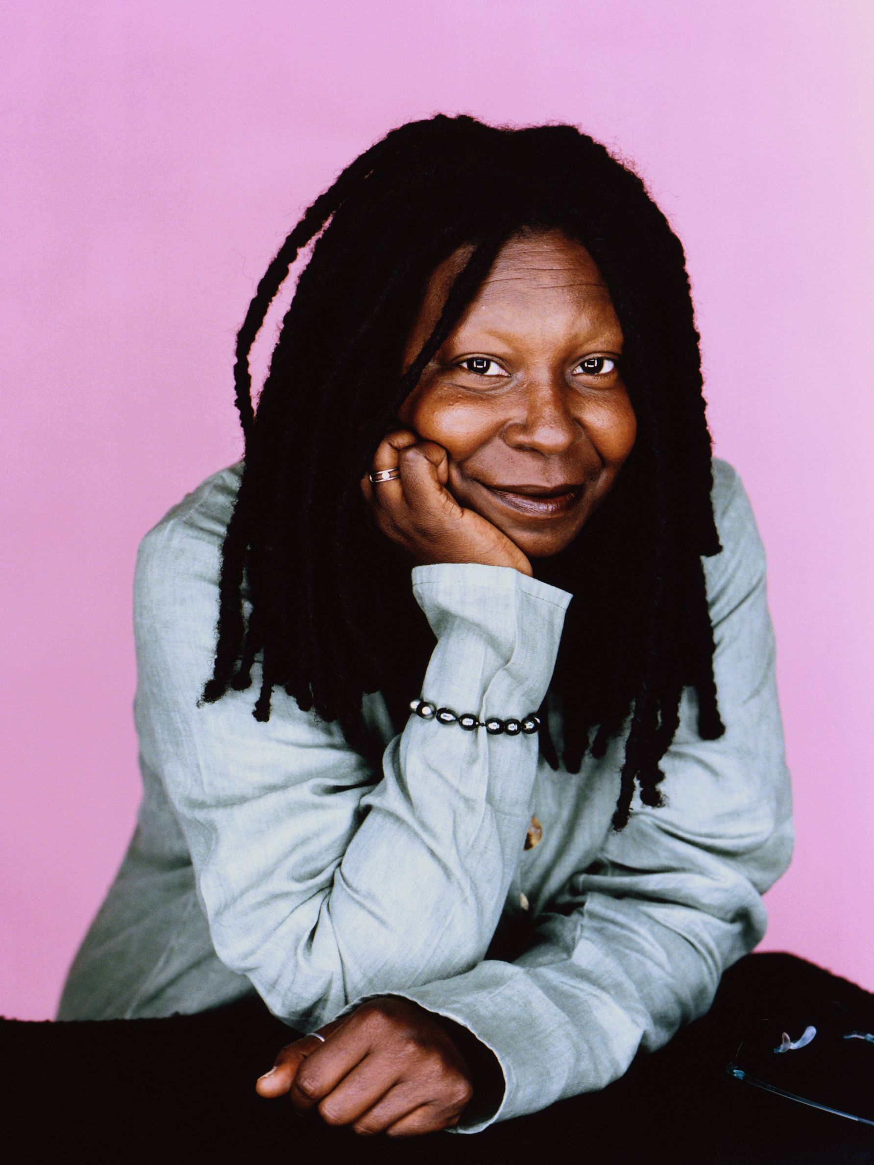 乌比·戈德堡,whoopi goldberg - 时光网mtime