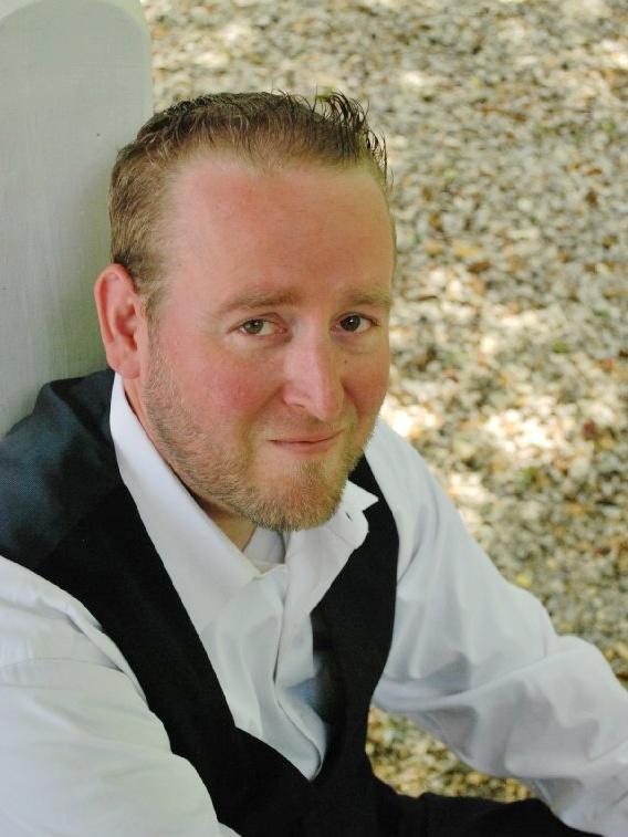 agent       (uncredited)christopher heskey克里斯托弗·赫斯