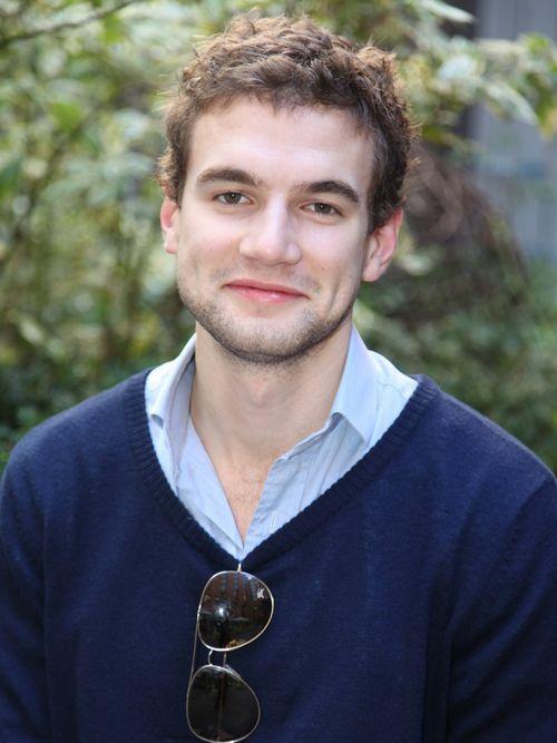 亚历克斯·罗素alex russellseeker burns艾米莉·布朗宁emily