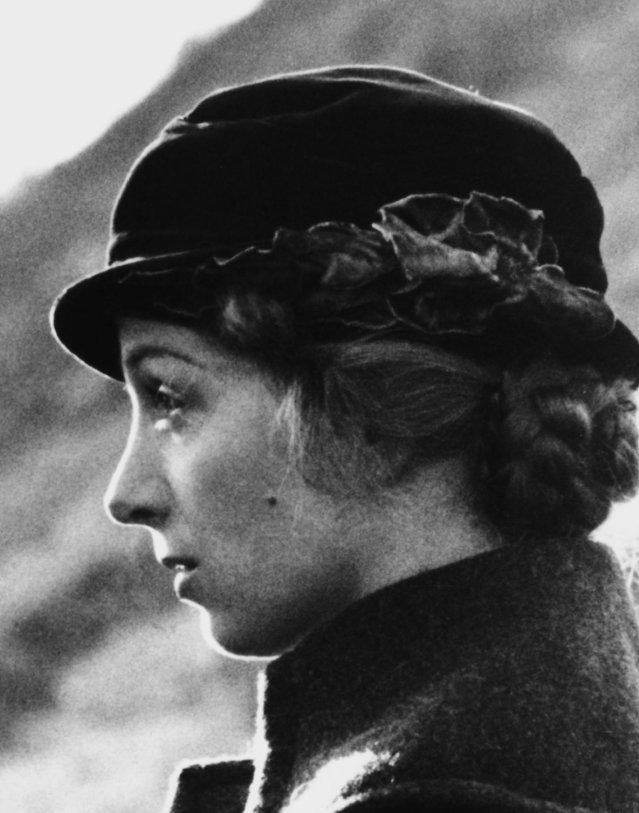 beatrice (2 episodes, 1975)peter collingwoodlord john russell