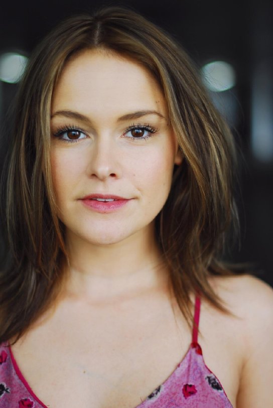 卡西·汤普森,cassi thomson - 时光网mtime