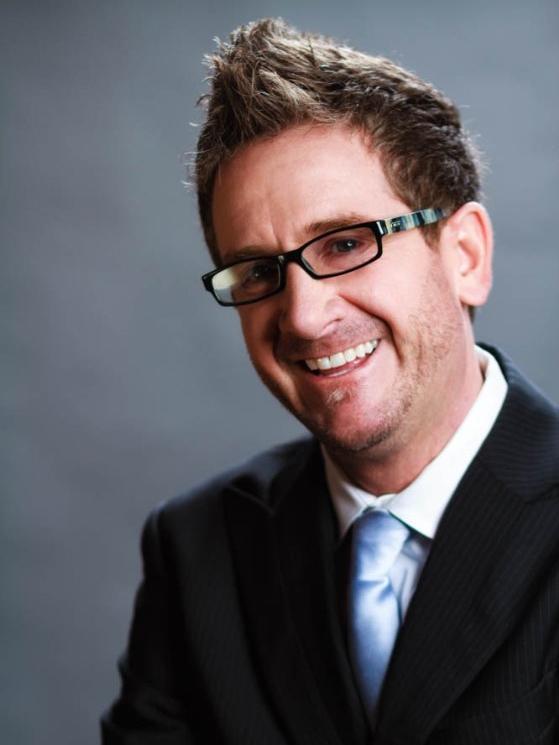 man servantdevin hansenbodyguard - fighterduy beckgrandmacici la