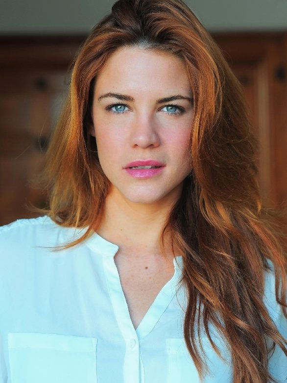 courtney hope - 时光网mtime