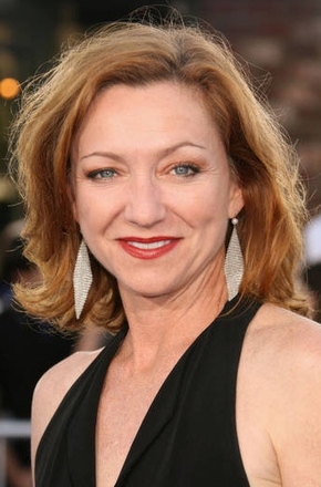 朱丽·怀特/julie