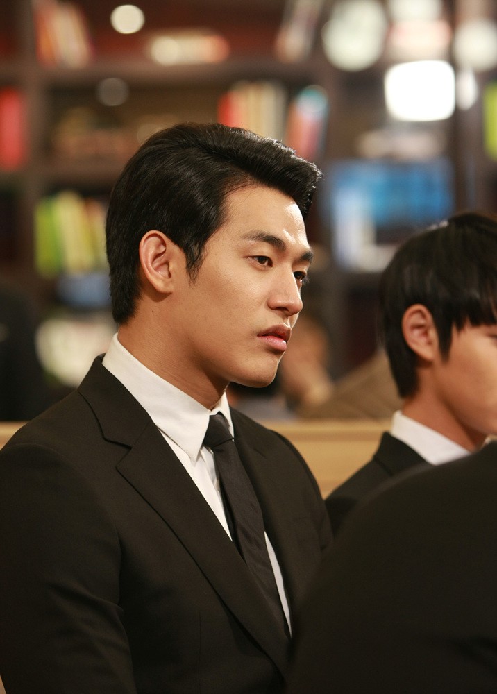 jeong郑柔美tae-seong lee李泰成ji-min han韩智敏yu-chun park朴有天