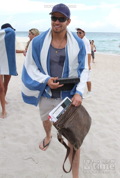 凯南·鲁兹 kellan lutz 生活照 #0202