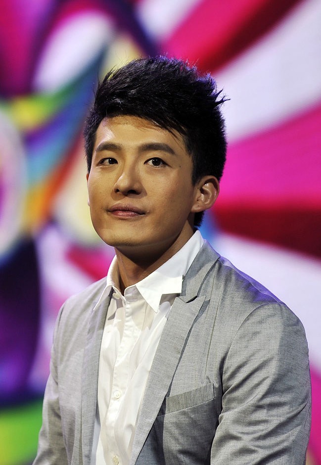 孙艺洲 生活照 - mtime时光网