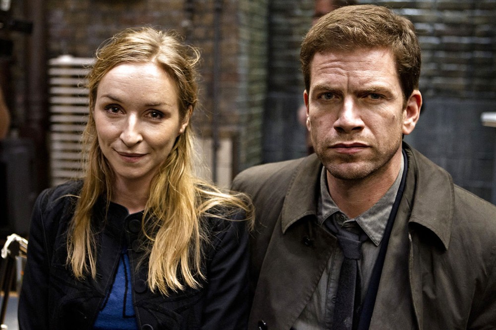 悬案密码:笼中女人