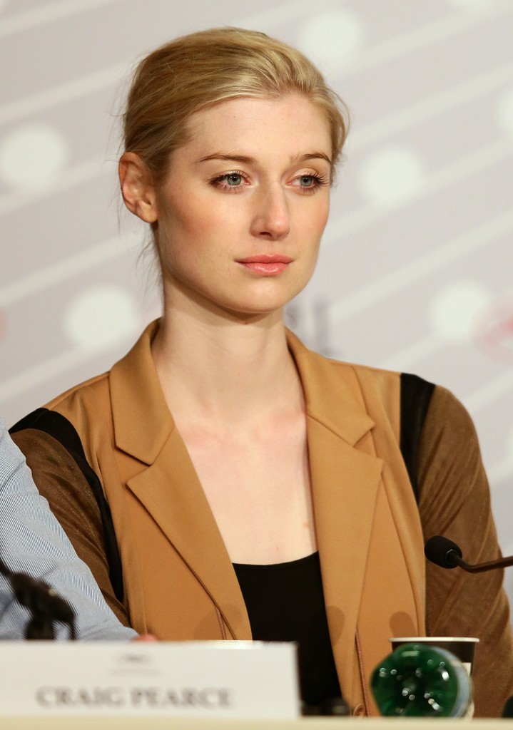 伊丽莎白·德比齐 生活照 - mtime时光网