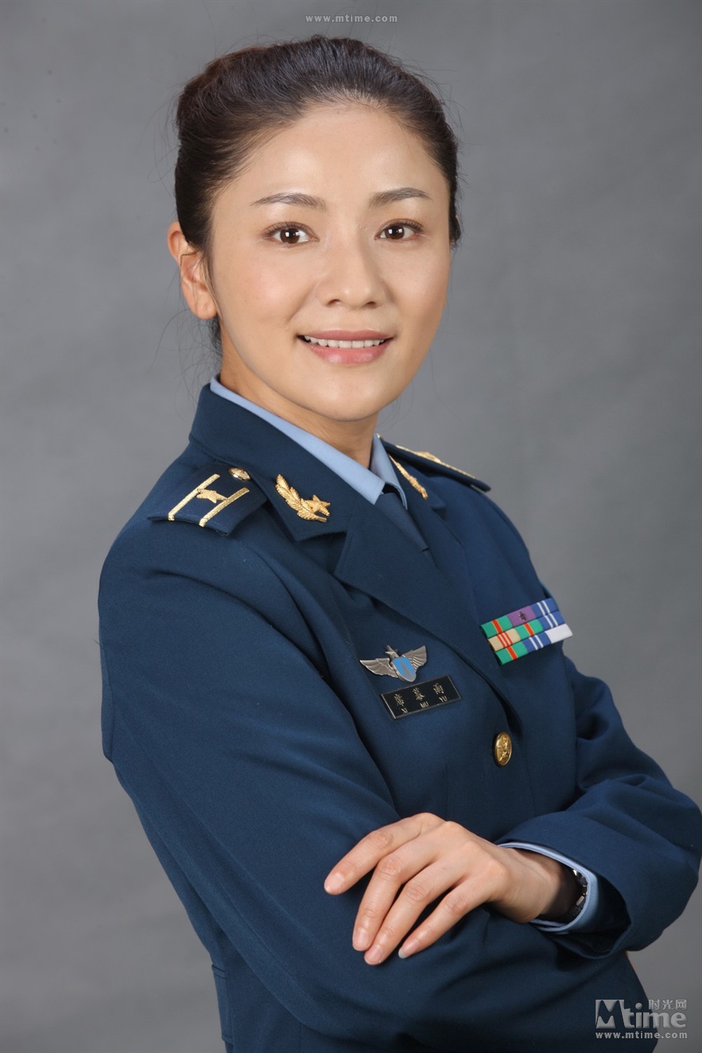 歼十出击 官方工作照 - mtime时光网