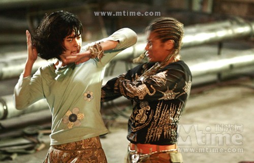 女拳霸自学成才