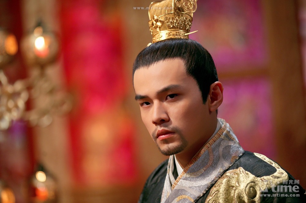 满城尽带黄金甲