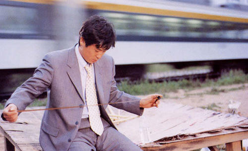 《薄荷糖》:当时光倒流,蓦然回首,大家都曾经是青涩单纯的少年