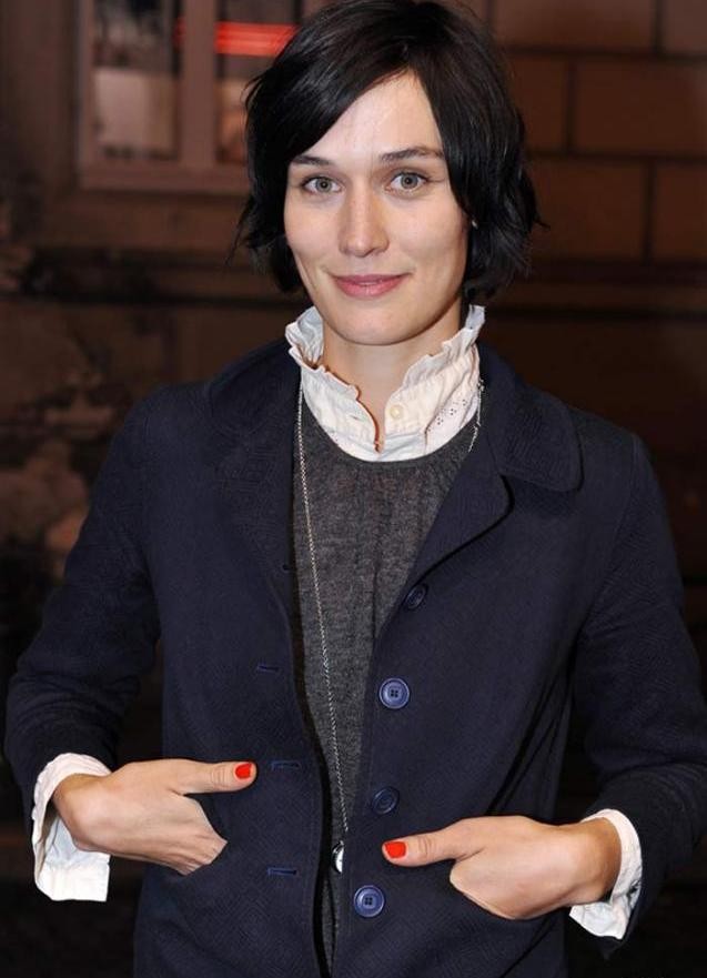 克劳迪德·埃斯曼 写真 - mtime时光网